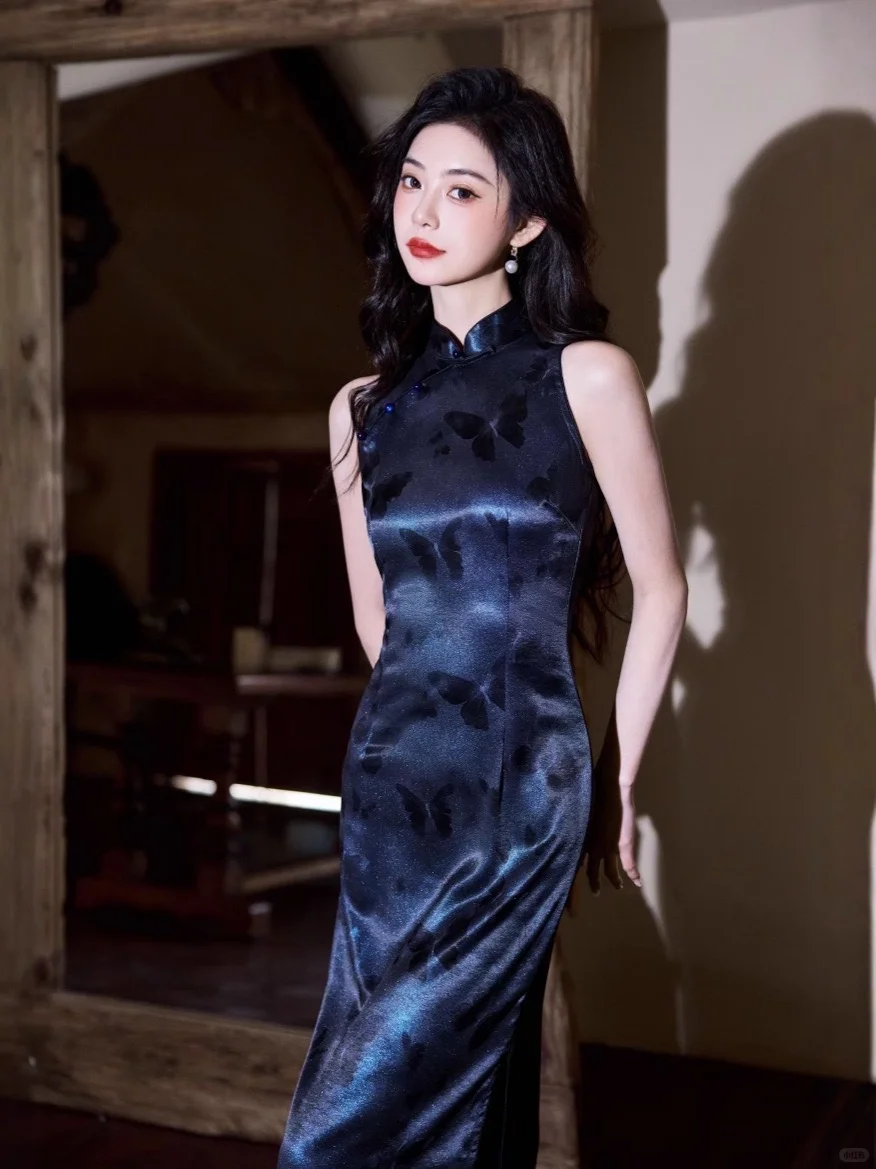 暗夜流光｜这件旗袍的高级风情气质全开
