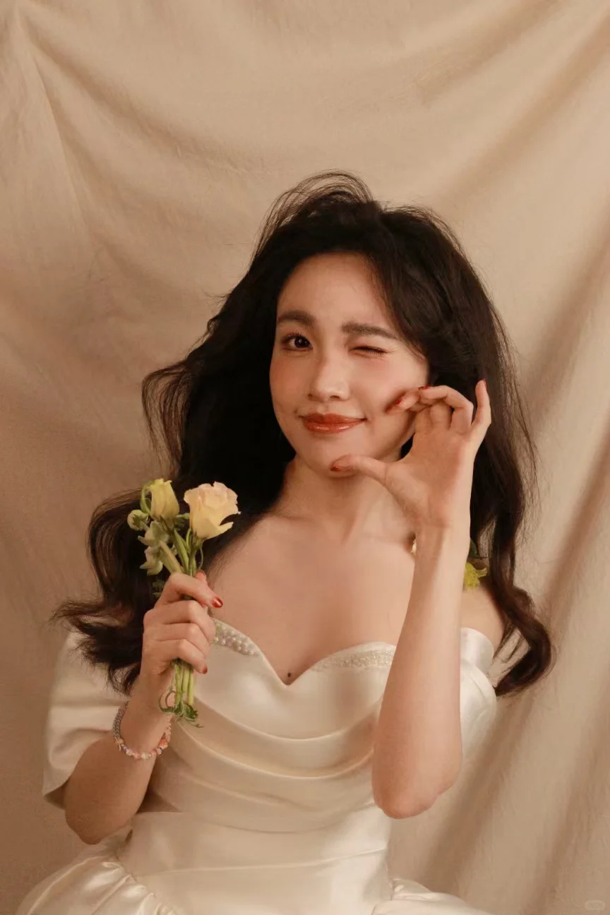 今天是甜妹，甜妹拍甜照～