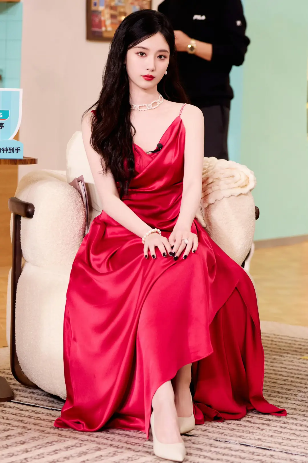 [美女简介＆绝美图片18张-徐艺洋]