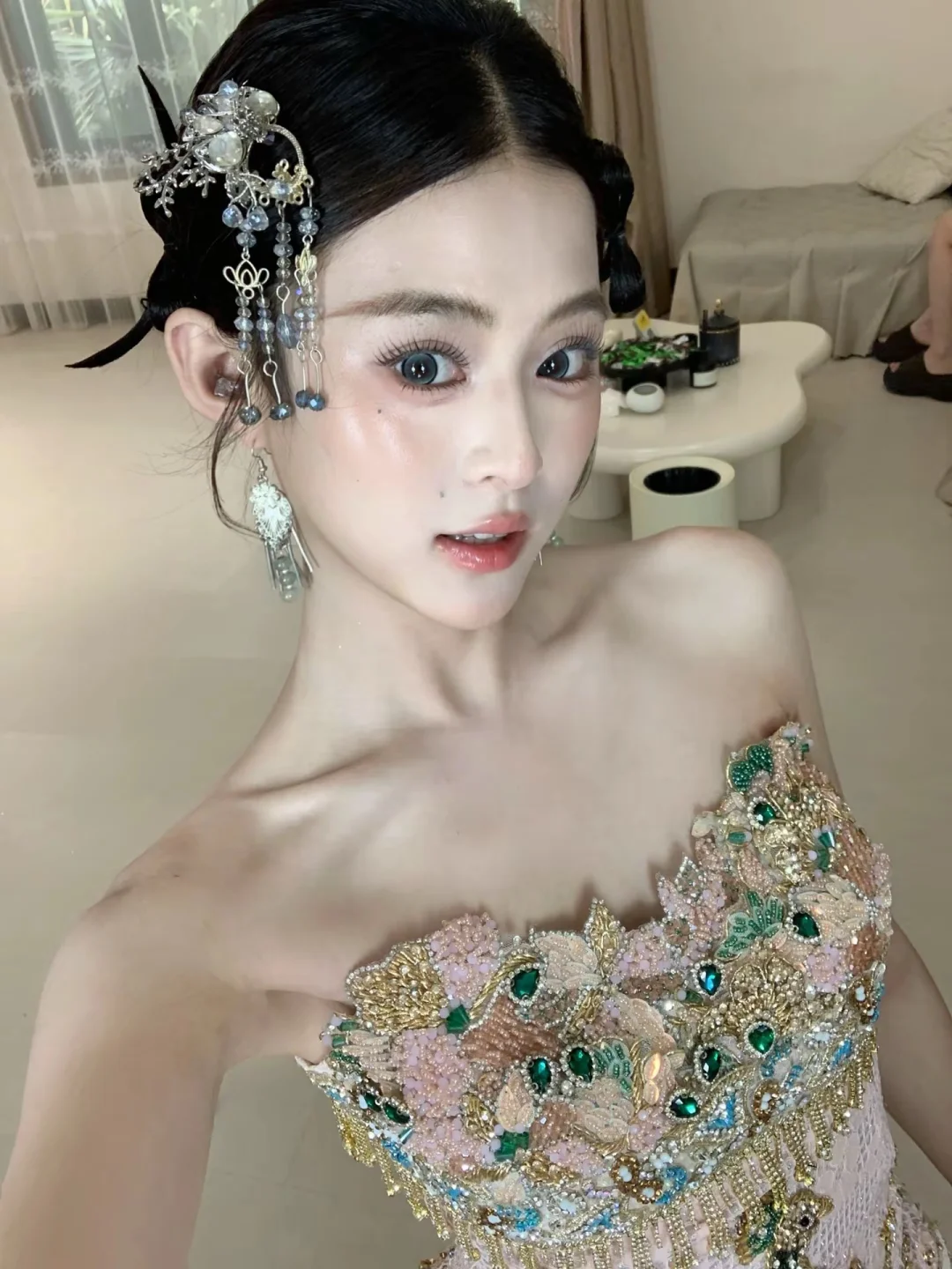 中式贵气感拿捏🤏 被夸爆的婚样花絮