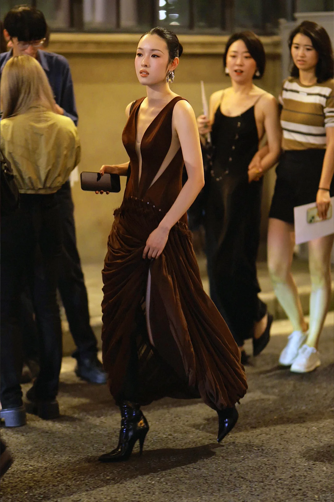 上海街拍/时髦街头美一帧