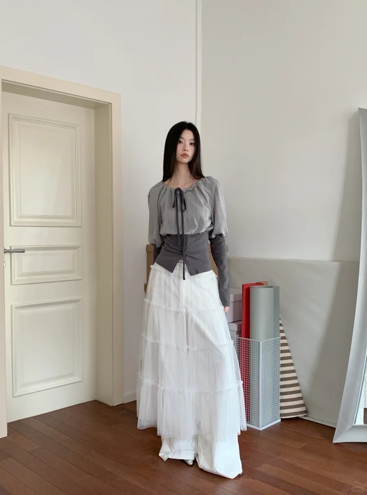 对上个世纪的审美还满中意的～