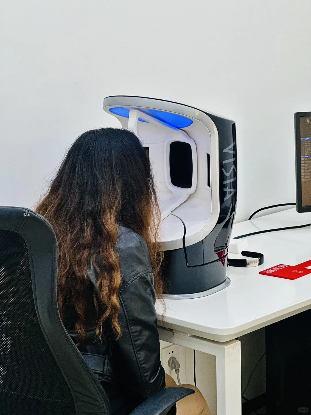 岁月这把杀猪刀专挑脸下手，皮肤松弛+法令