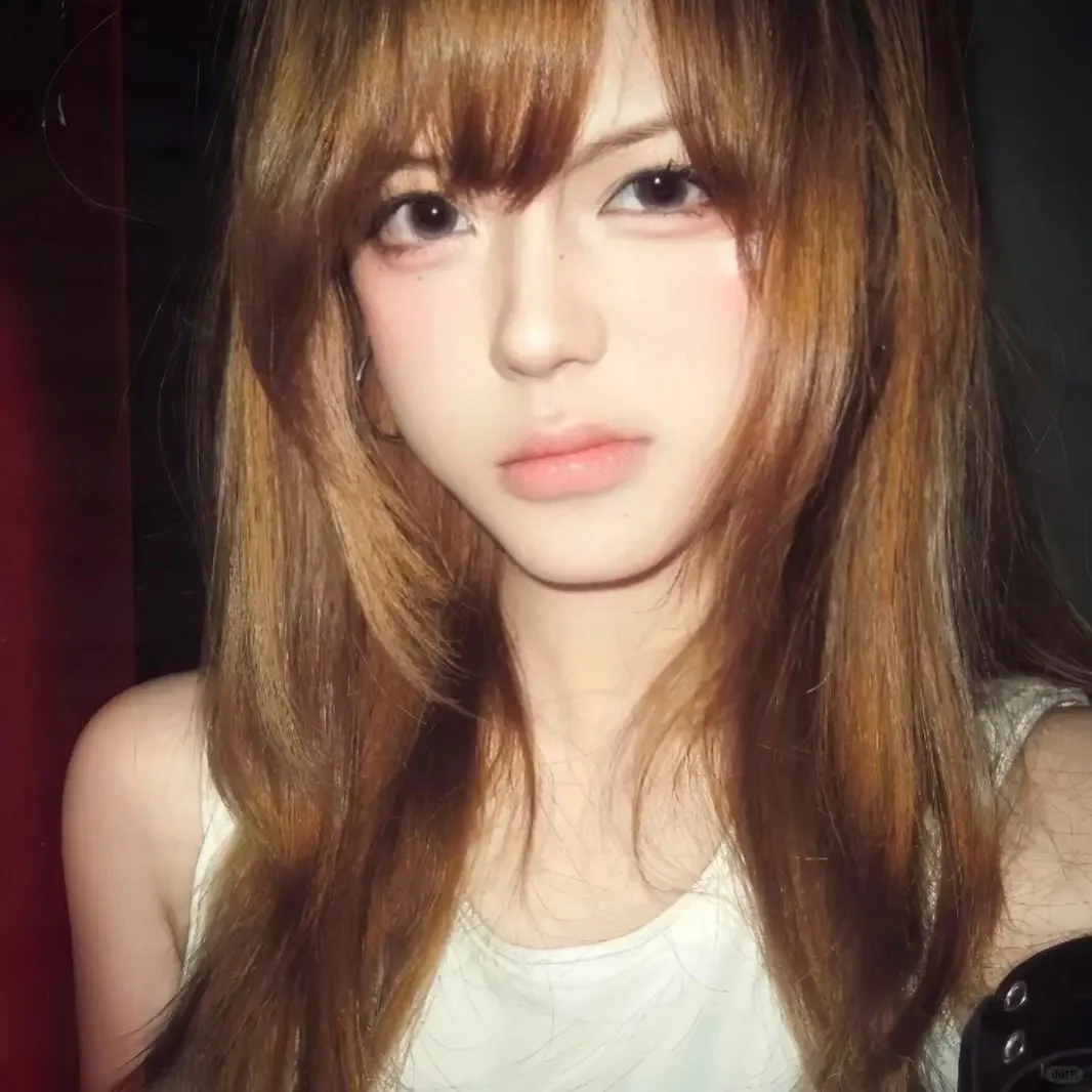 美女长得太美，就适合拿来当头像哈