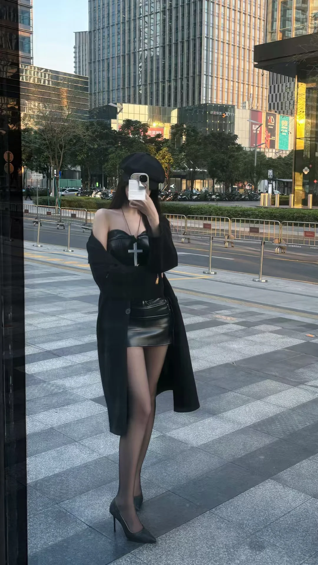 小西装加吊带裙太酷辣呜呜