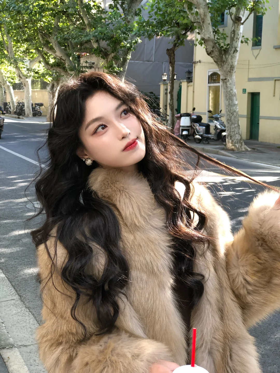 路上会多看一眼的大姐姐