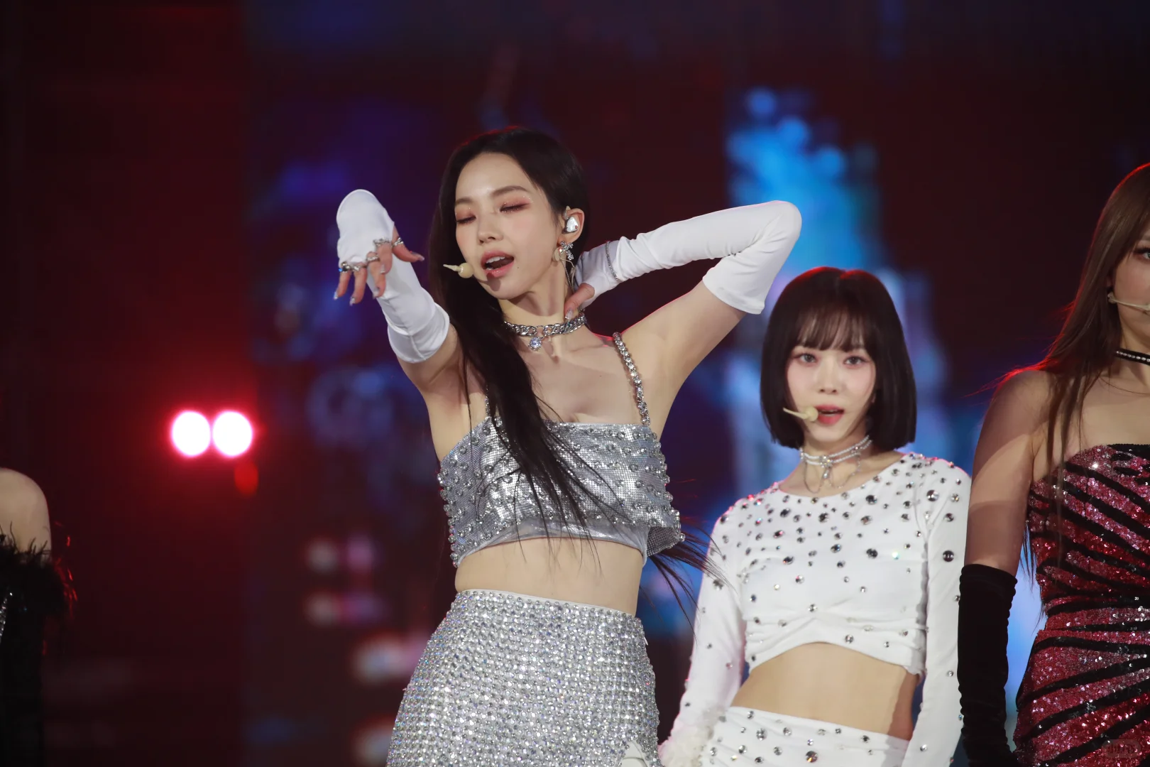 柳智敏 闪钻吊带 亮裙 舞台 ［301P］