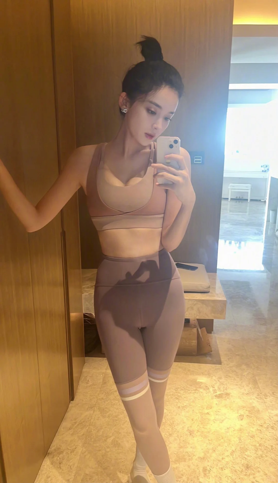 古力娜扎也练过瑜伽