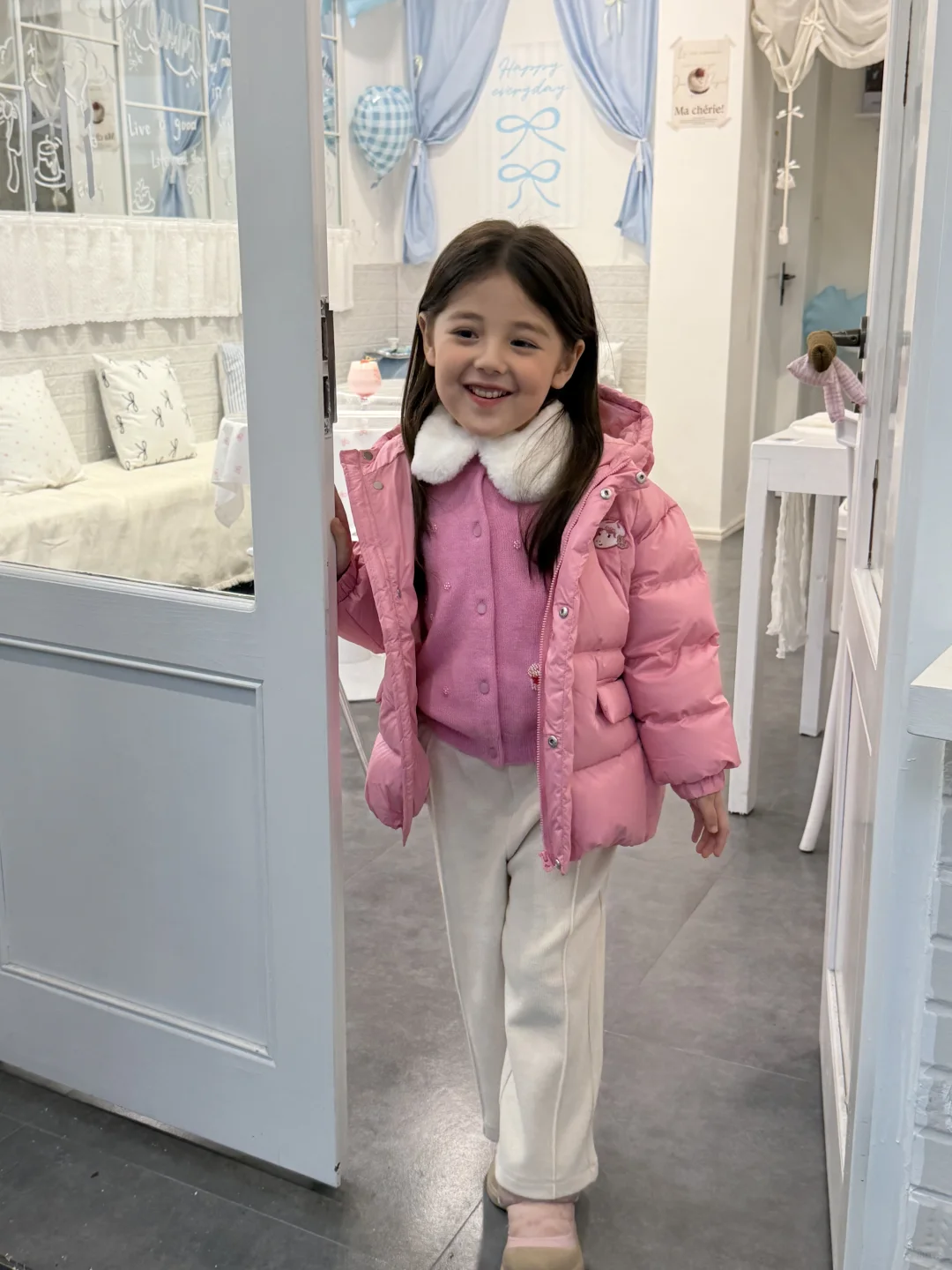 今天是粉色的 甜到冒泡的小孩🍰