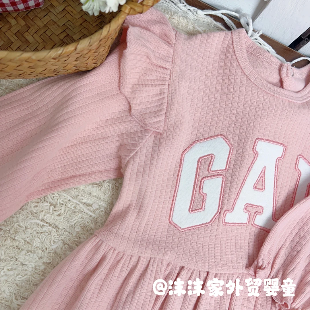 是女🦢喜欢的飞飞袖小裙子呀！