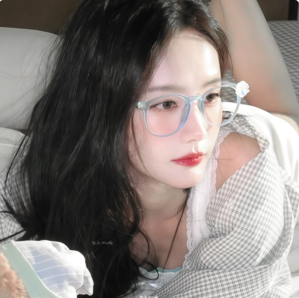 挑战发一百位女明星神图17(李一桐)