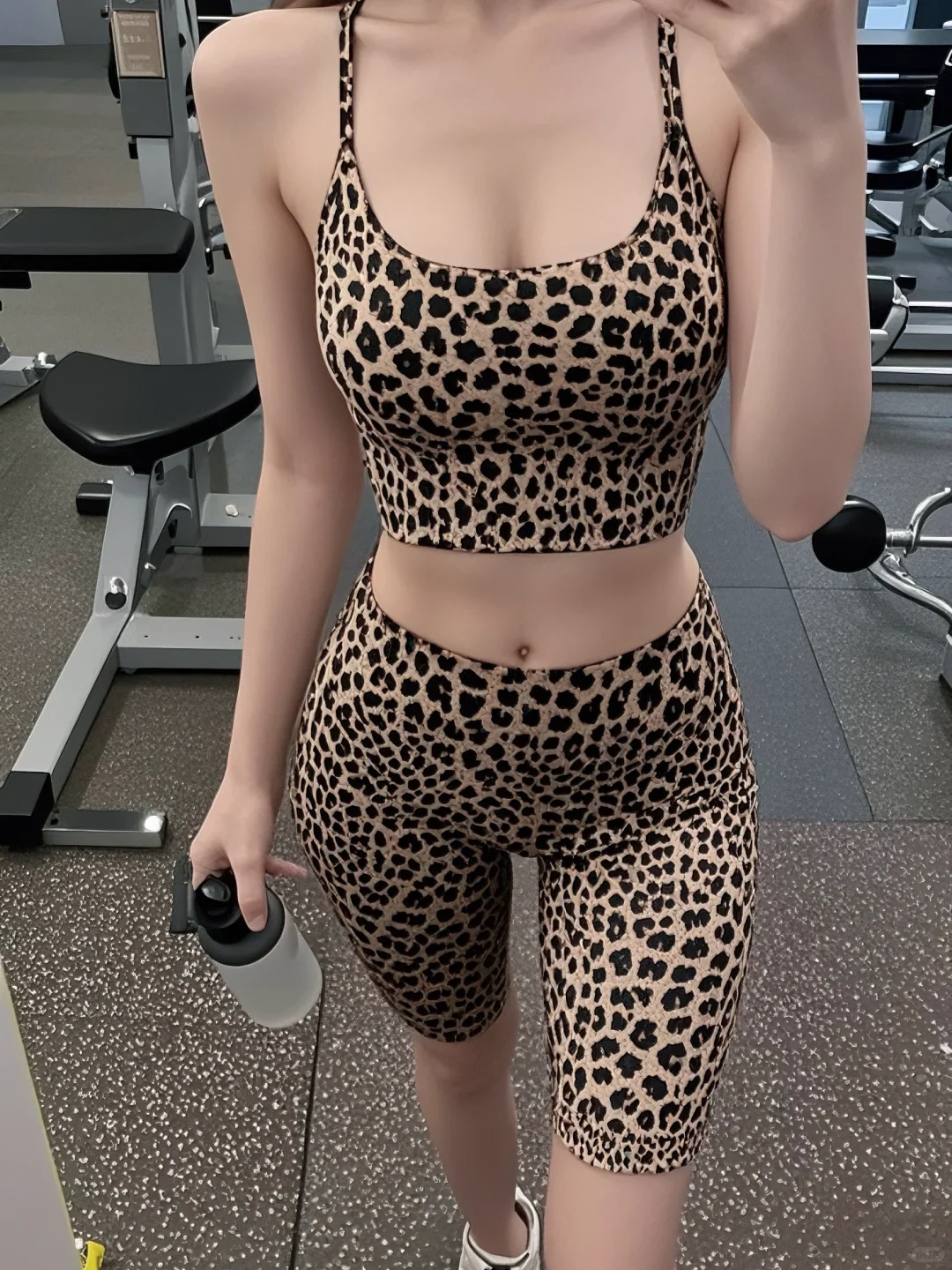 谁能拒绝豹纹瑜伽服😍