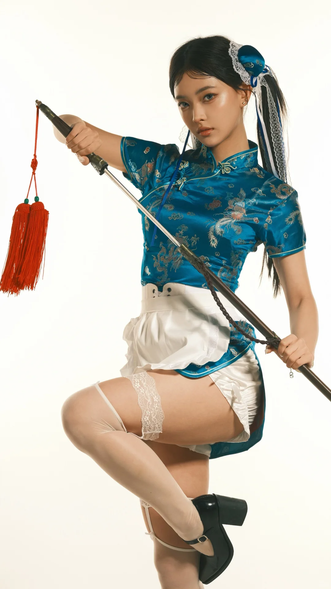 她从东方而来带着桀骜不驯的功夫❗️