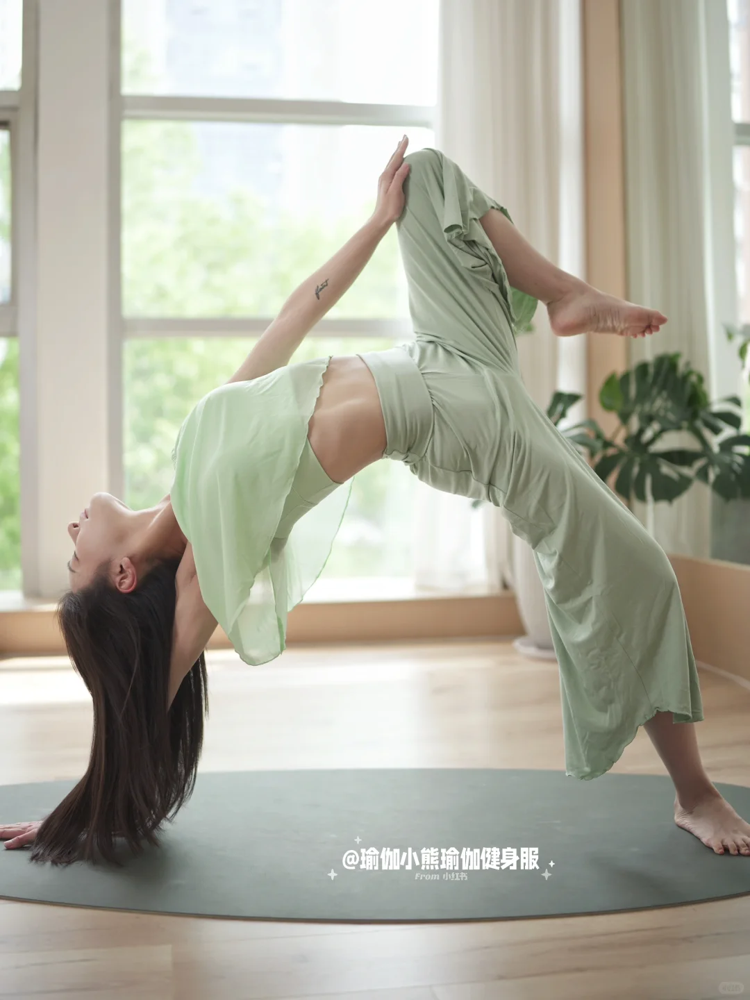 挖到宝✨ 薄荷绿瑜伽阔腿裤，美到想焊在身上