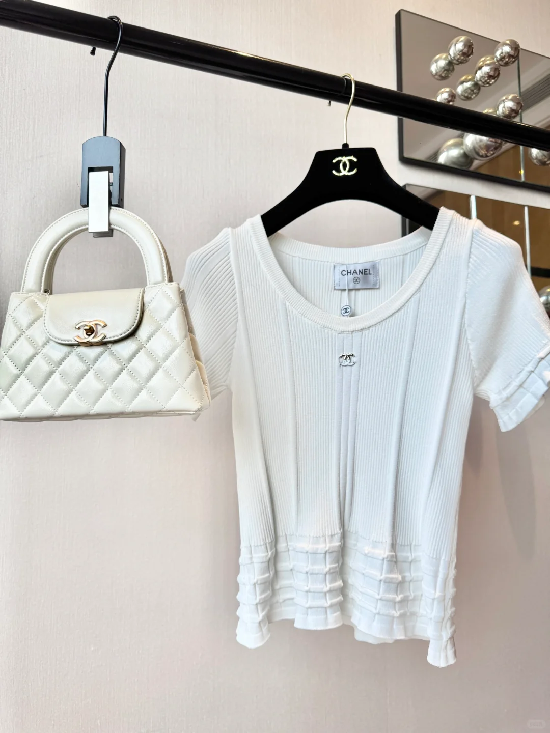 成都女装工作室｜真实实拍｜小香满印清凉吊带