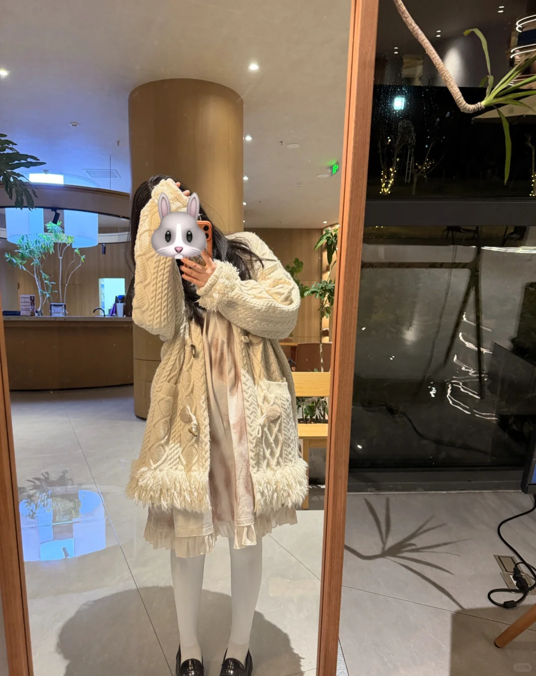 妹子们有没有加绒不分层的白丝推荐啊