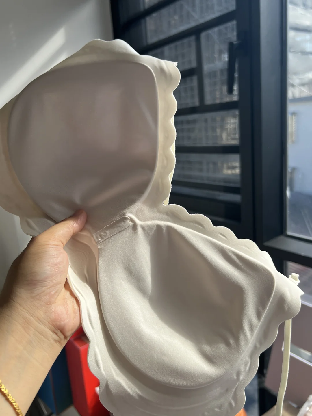 女人！切记每一层都要穿得体面！小胸显圆！