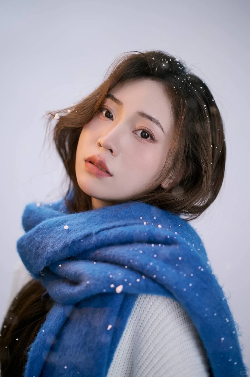 ❄️冬日氛围感拉满！被这条蓝围巾温柔到了～