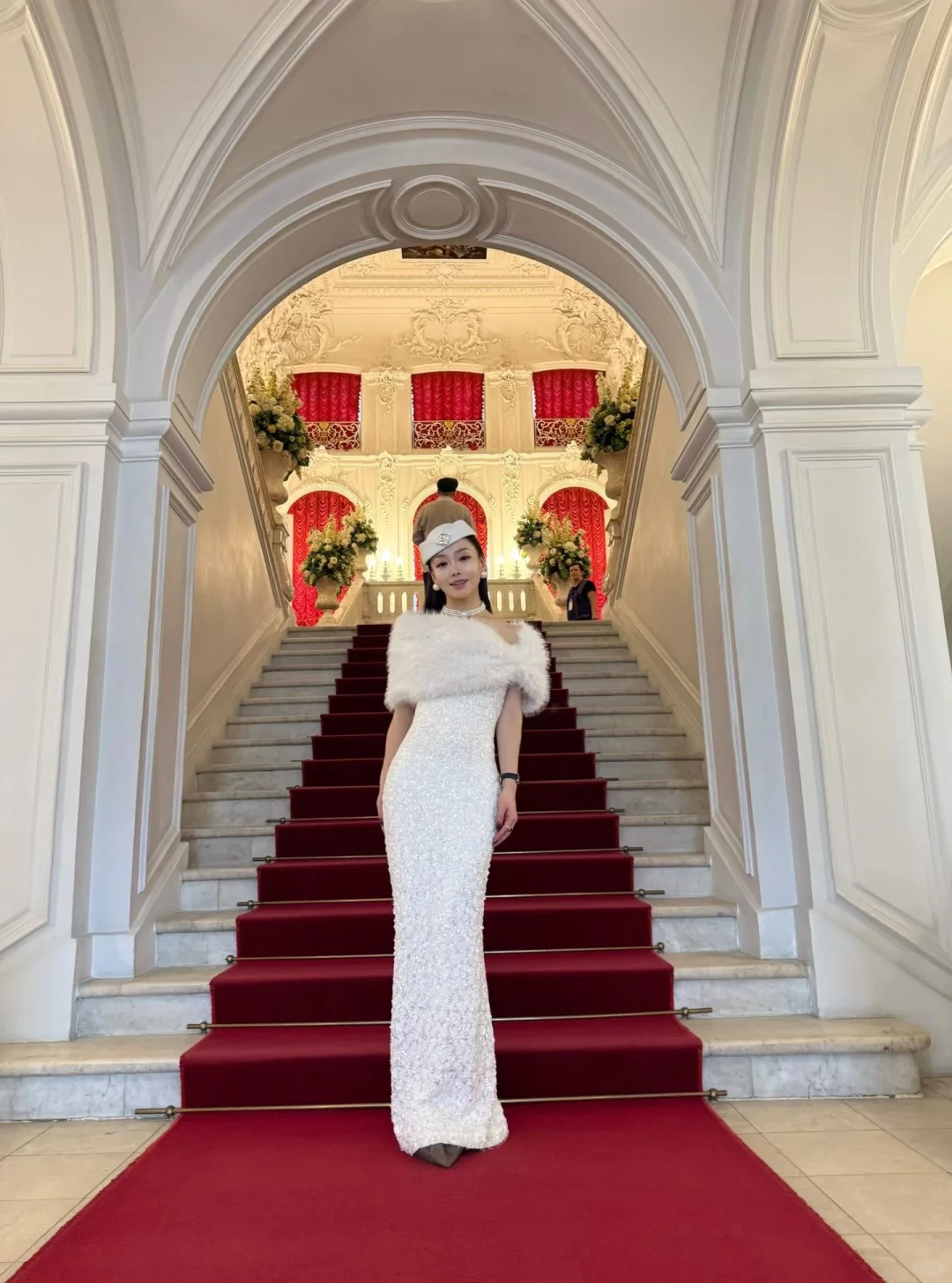 🇷🇺穿漂亮裙子到冬宫真的会收费10000🦌