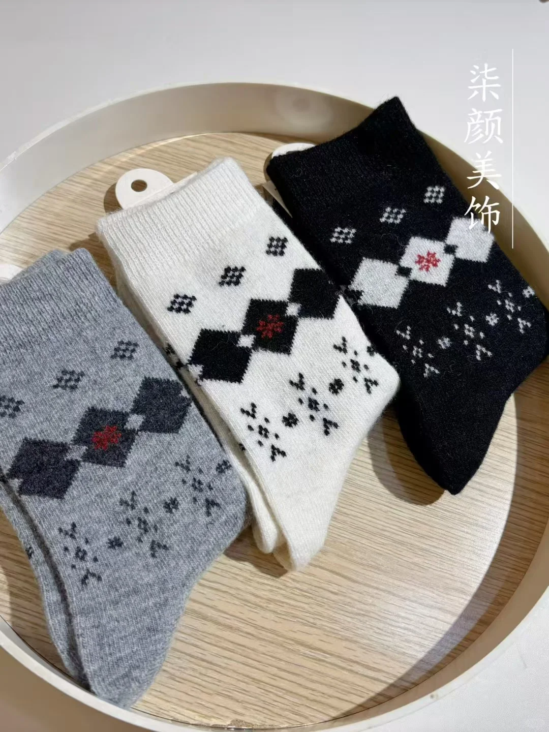 张家界柒颜美饰