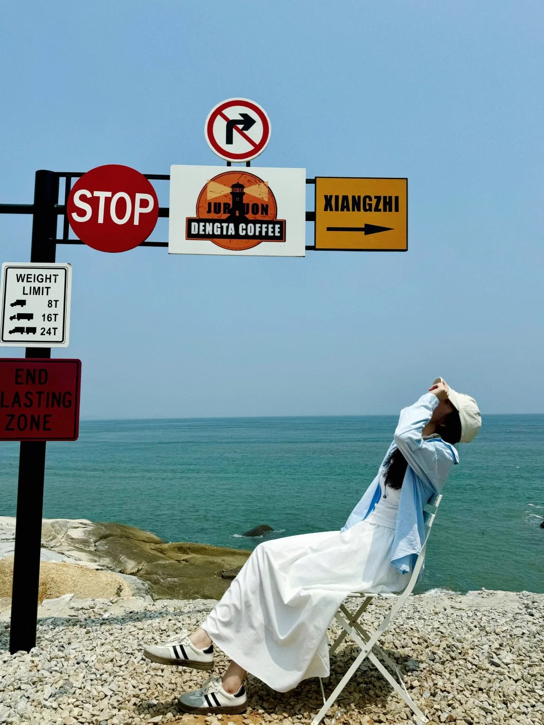 夏天去海边这样穿好好看