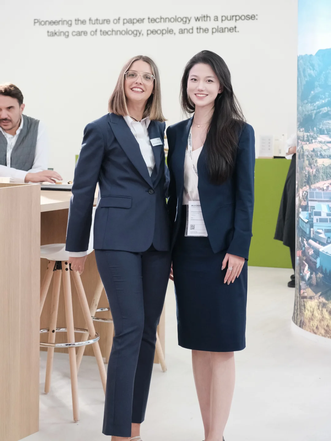 通勤出差一件搞定｜Yale西装套裙的智性魅力