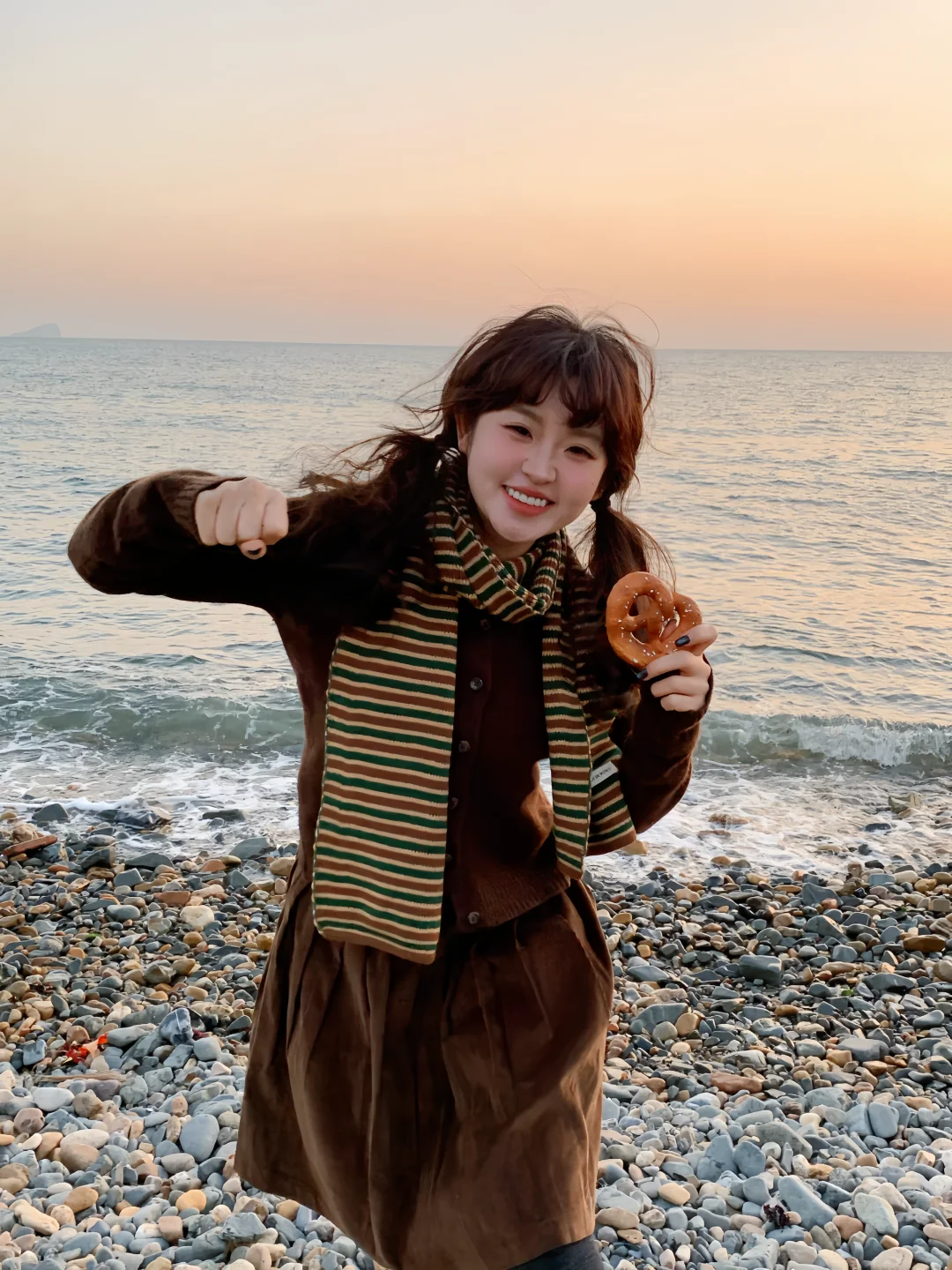 带着面包去海边秋游咯🥯