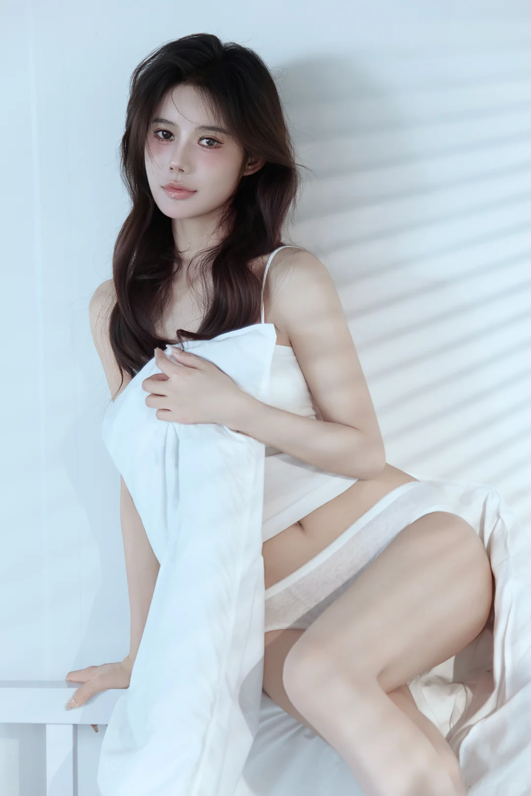 高级的欲感 ｜正常写真穿搭，无不良影响