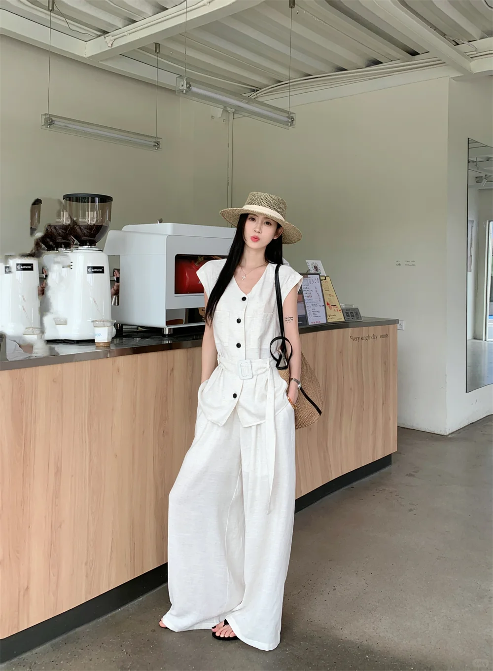 休闲松弛感穿搭来咯！！！气场全开