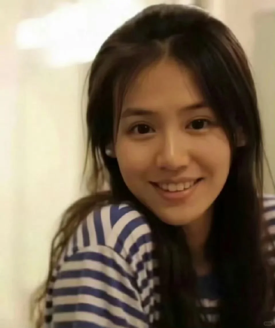 古早马思纯头像