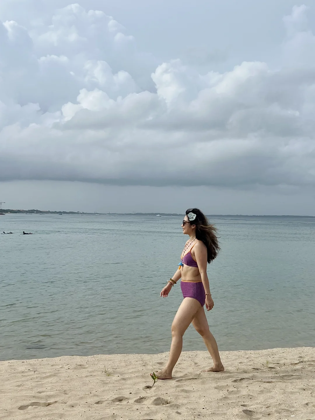 人生第一次比基尼👙坦然接受赘肉和妊娠纹