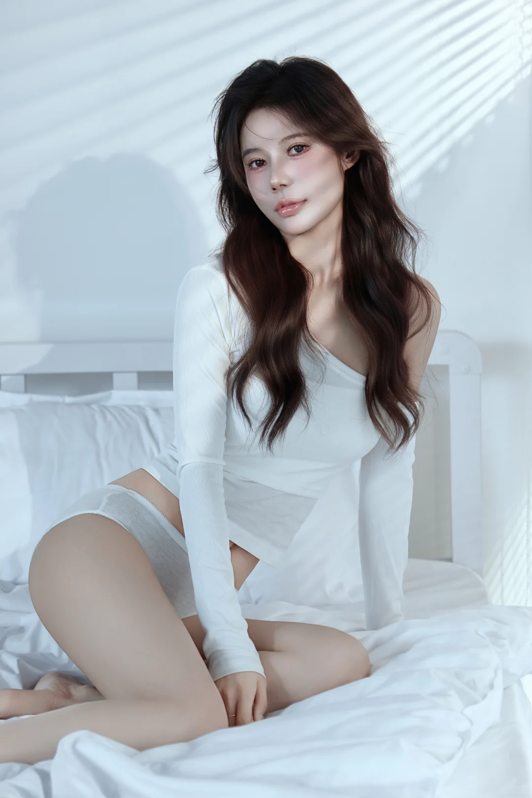 高级的欲感 ｜正常写真穿搭，无不良影响