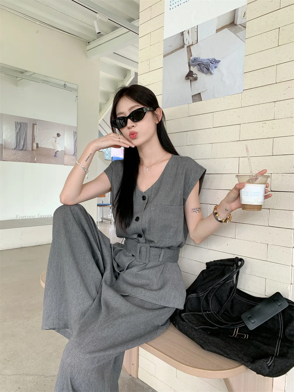 休闲松弛感穿搭来咯！！！气场全开