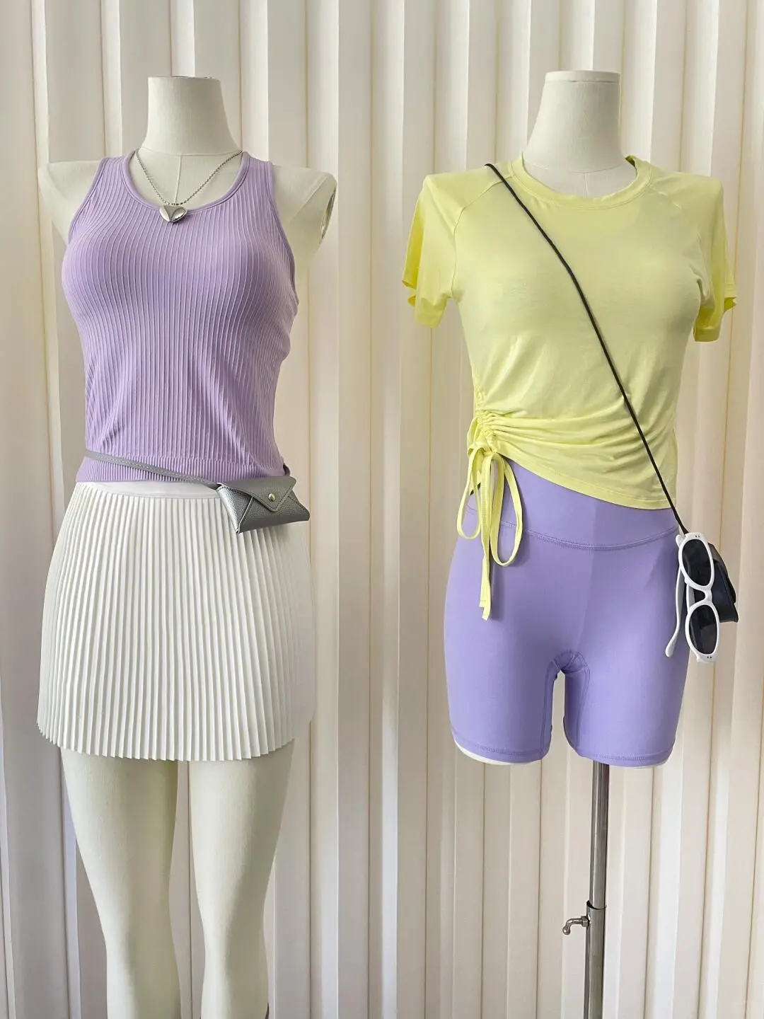 被紫色黄色白色瑜伽服美晕了！