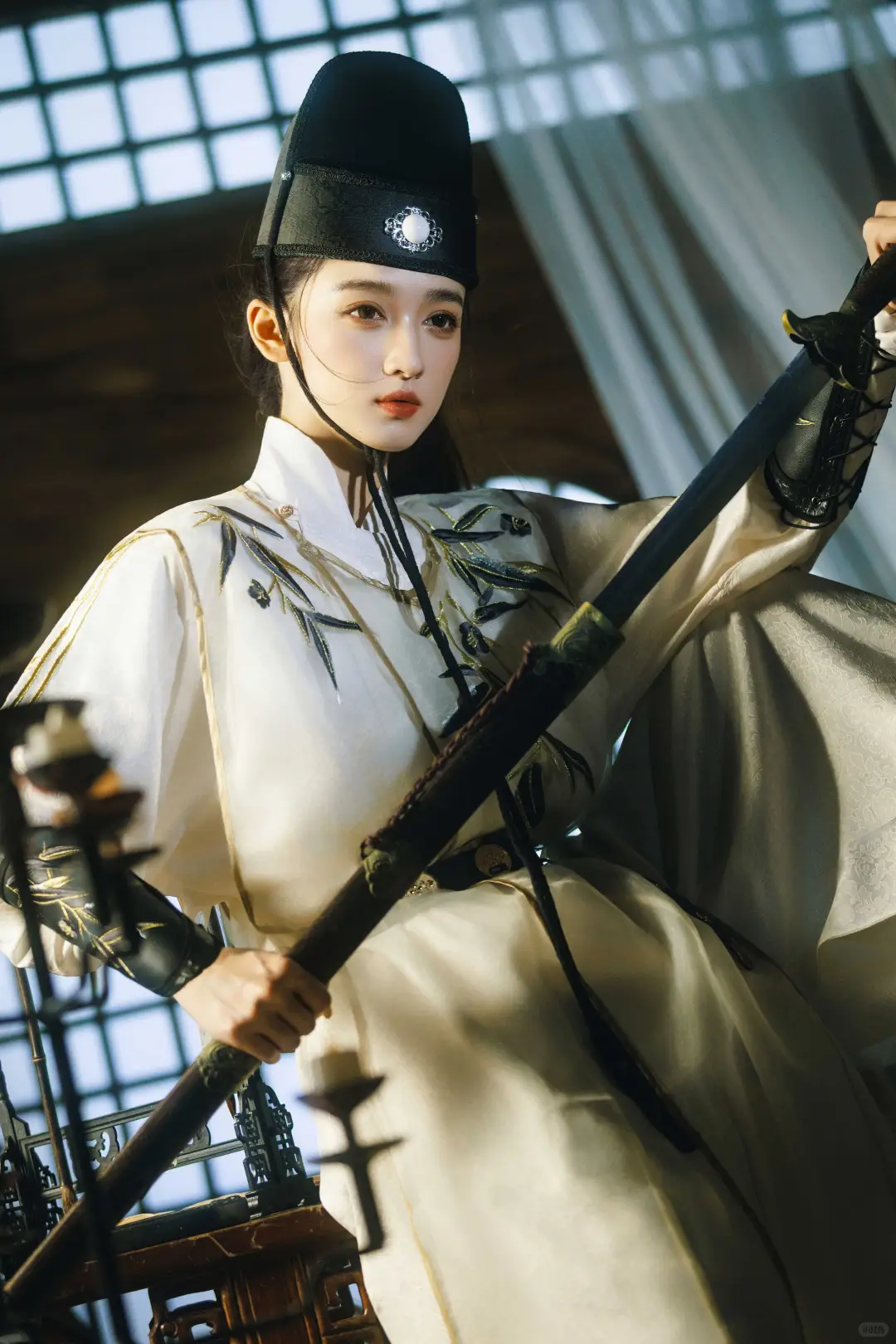 文可执笔书墨香，武能仗剑走江湖｜汉服写真