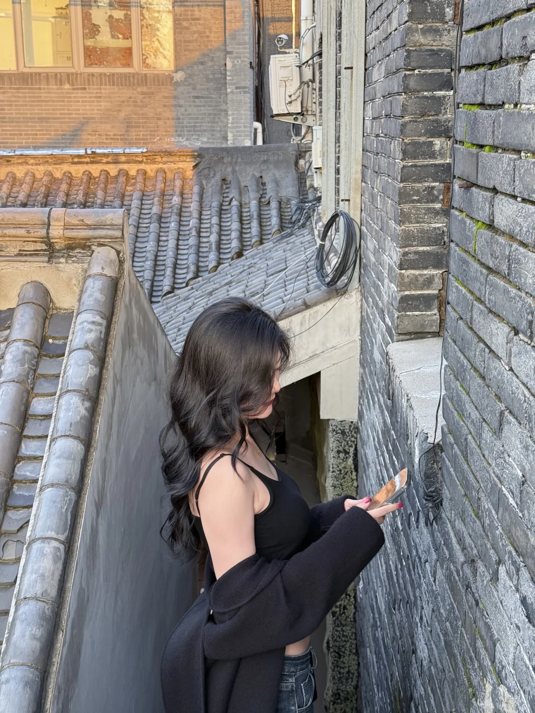 今儿不上班 今儿上房揭瓦！