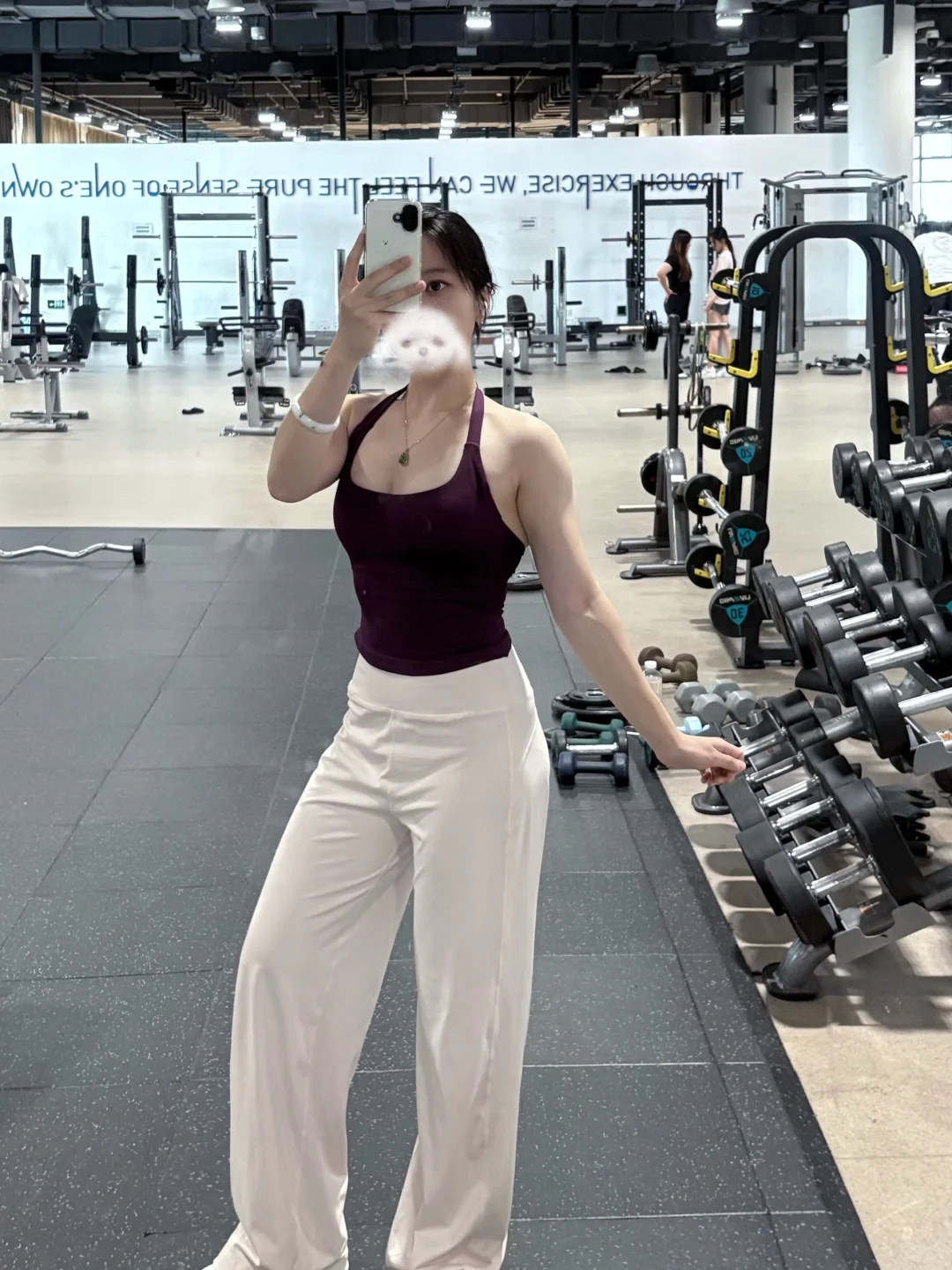 女大胸肩日早起的一天