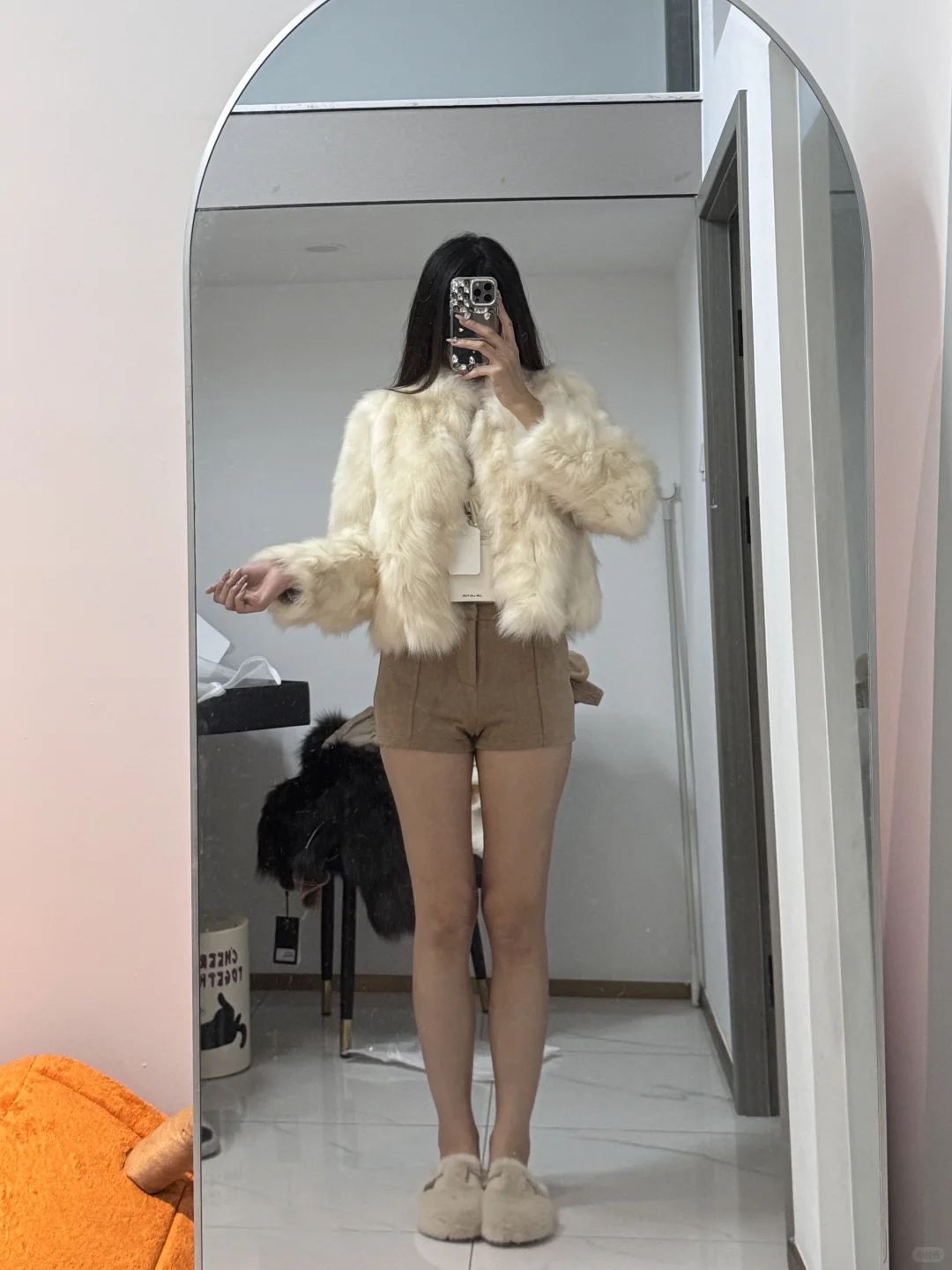 琳琳家皮草留哪件呀！