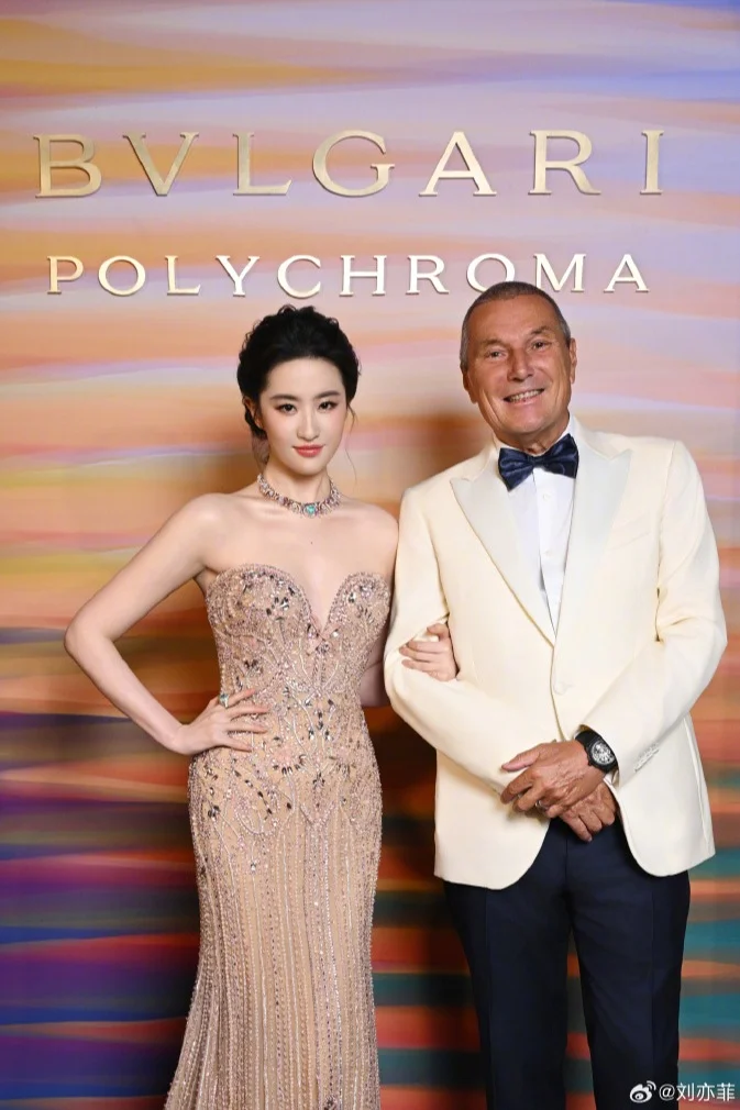 宝格丽全球品牌代言人万千生姿刘亦菲