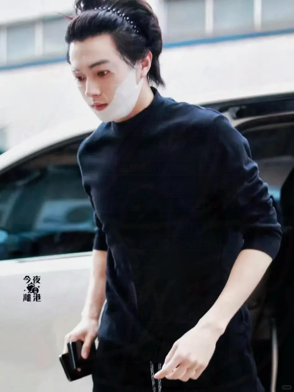 我也用上孟子义同款V脸绷带了‼️脸小到翻出