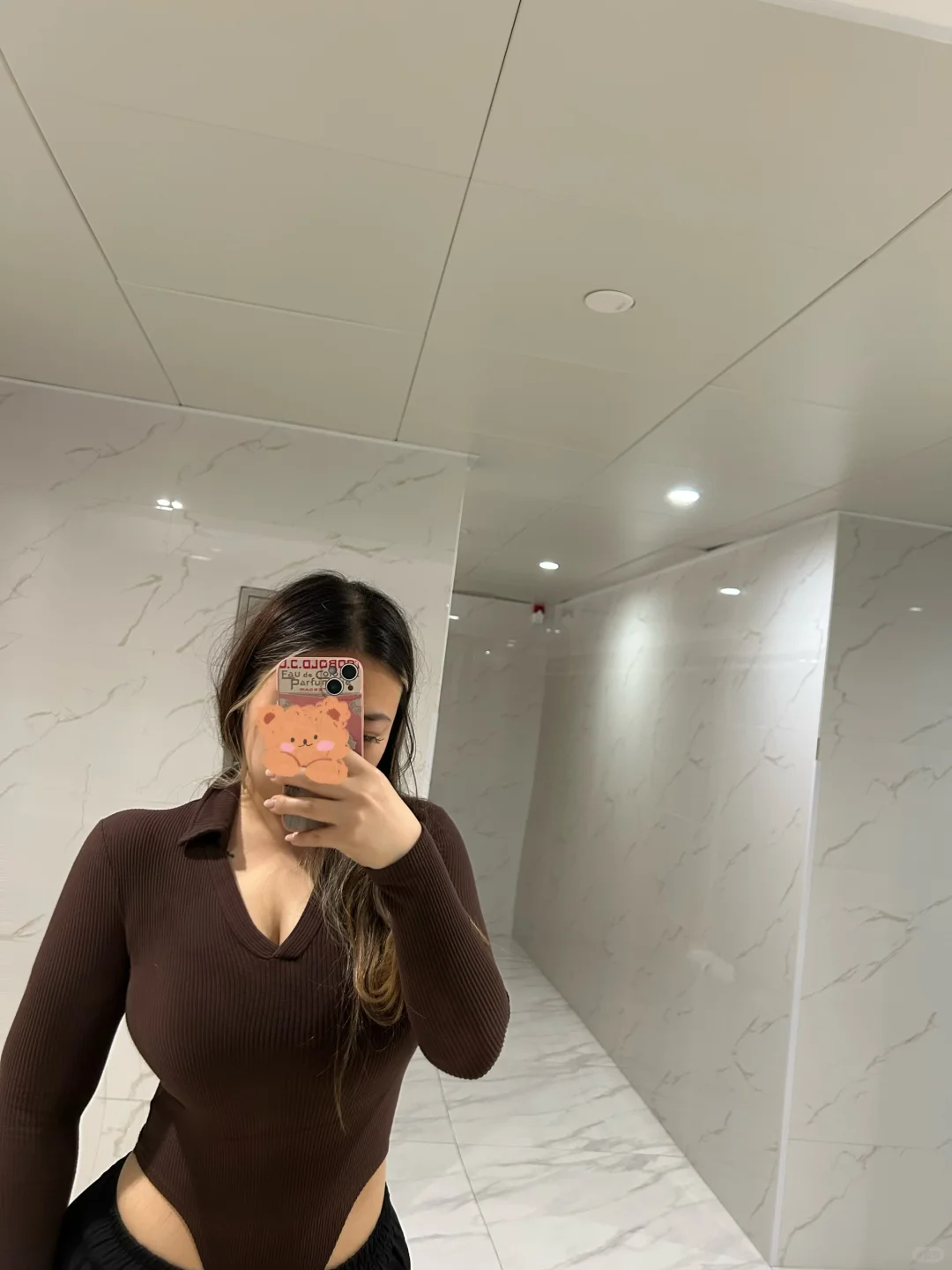 不上班的时候总想穿辣妹一些