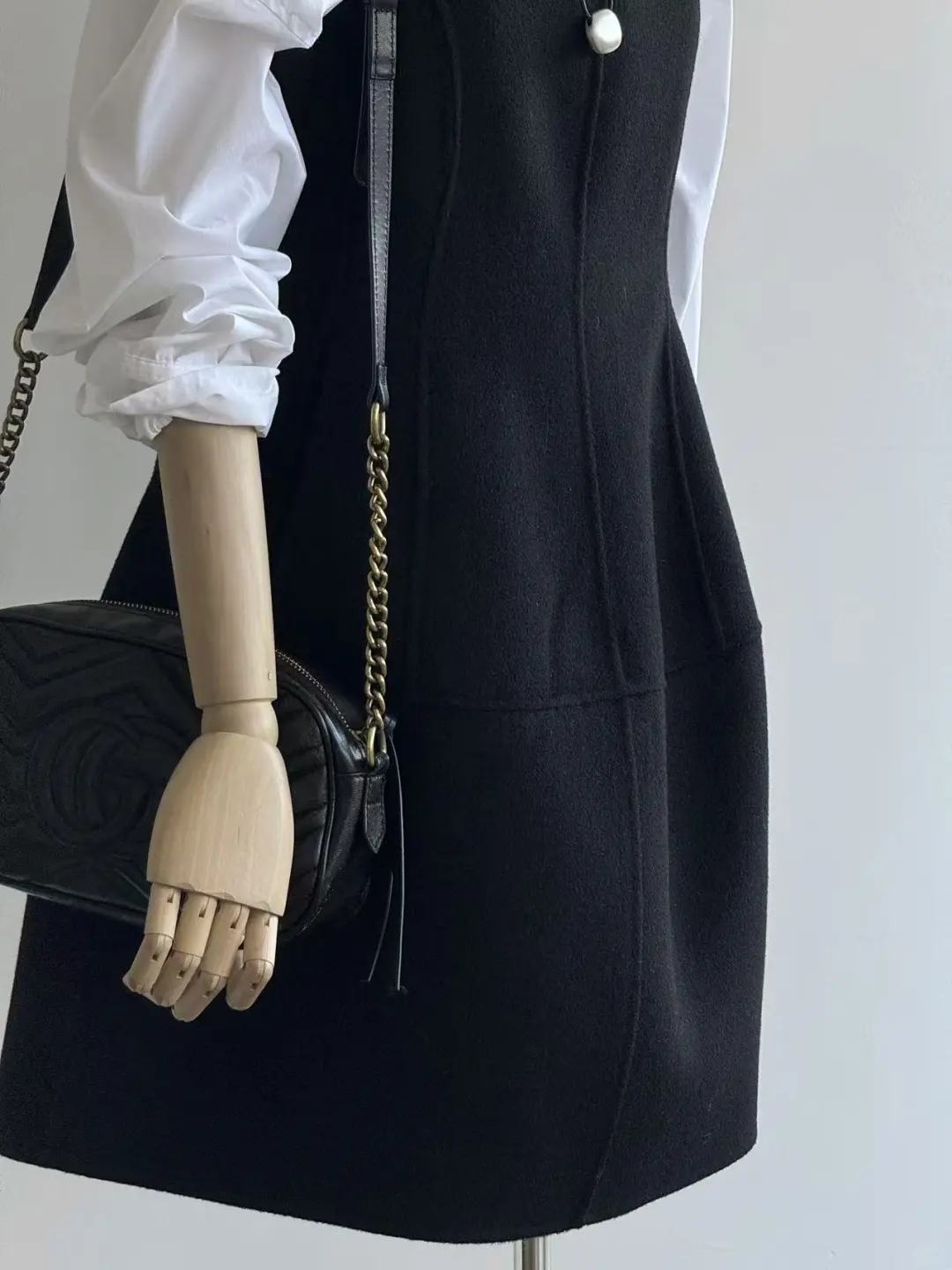 感谢收腰小黑裙🖤盘活了好多内搭