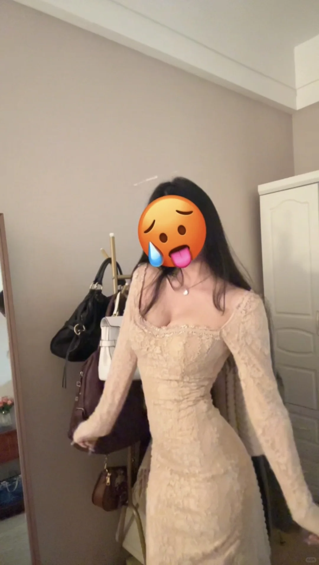 谁懂这条裙子 古早味溢出屏幕了～