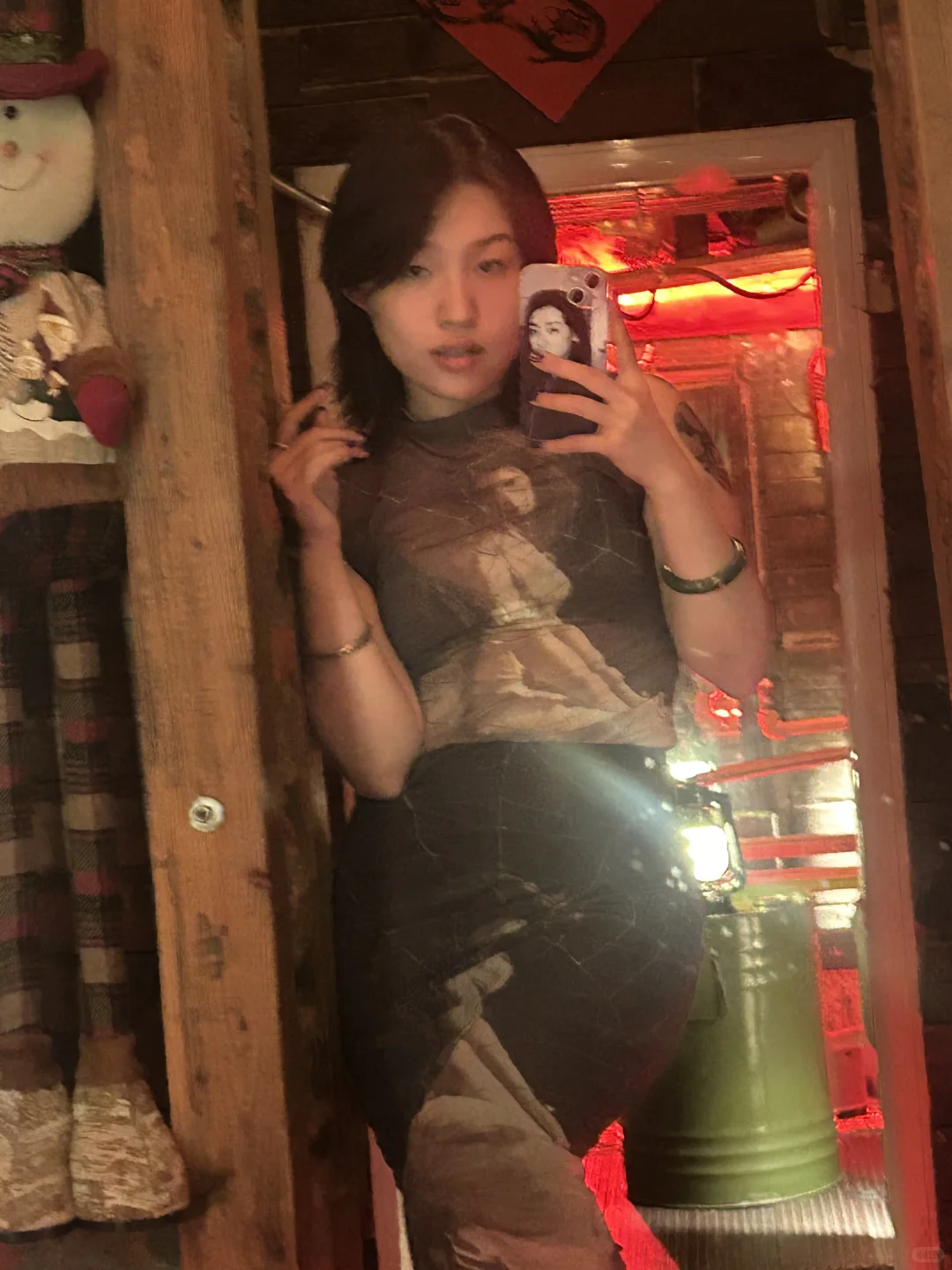 上班上得一股人妻风味。。