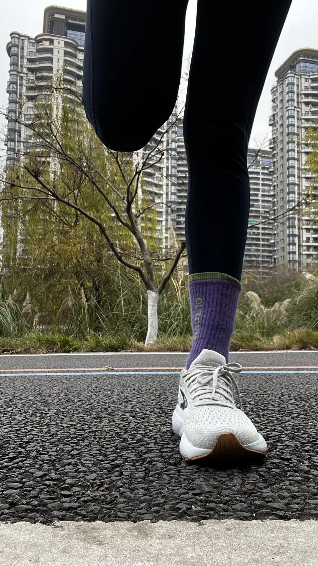 跑吧 热个身就不冷了