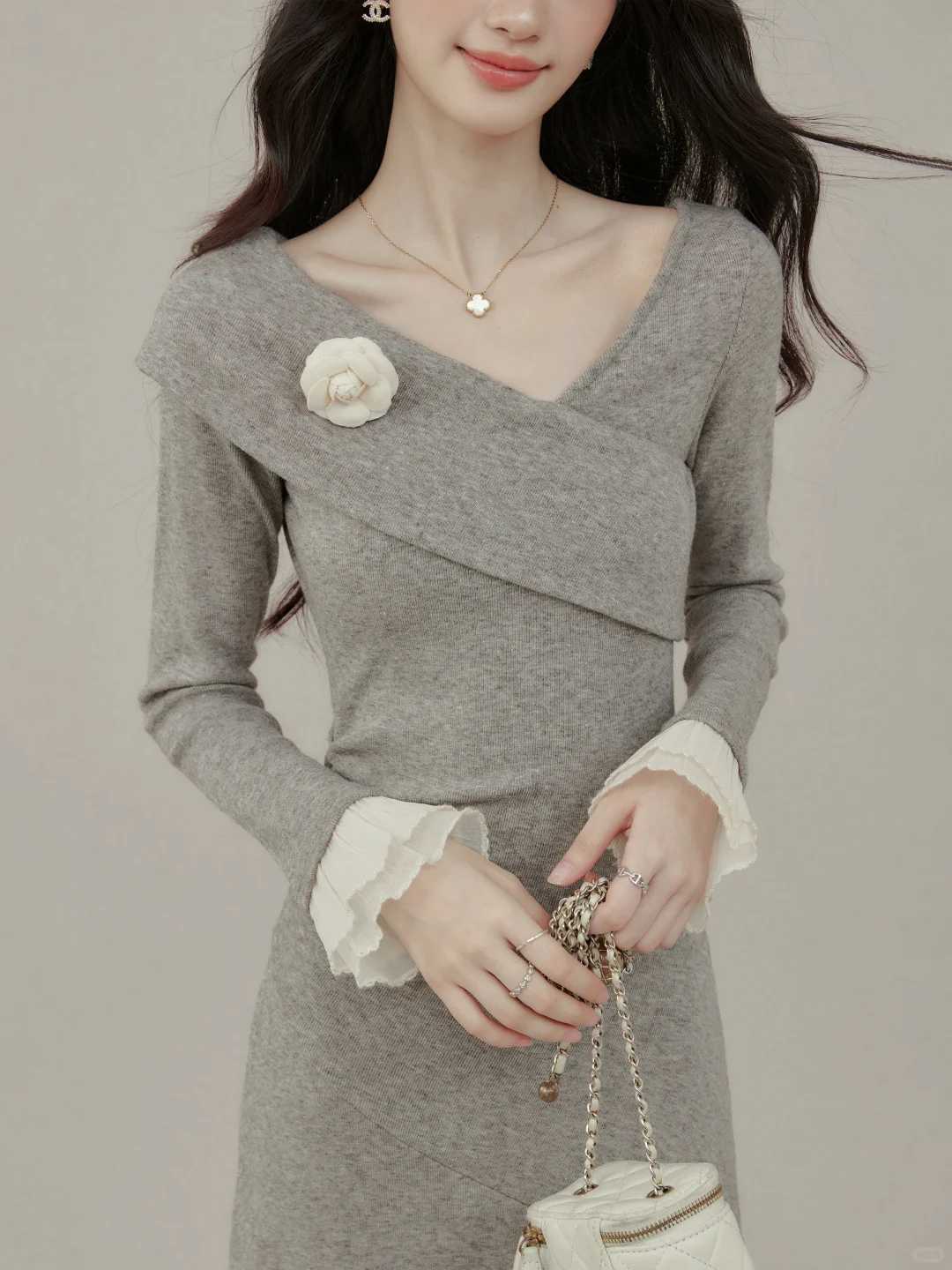 明码标价|温柔气质的针织连衣裙穿搭