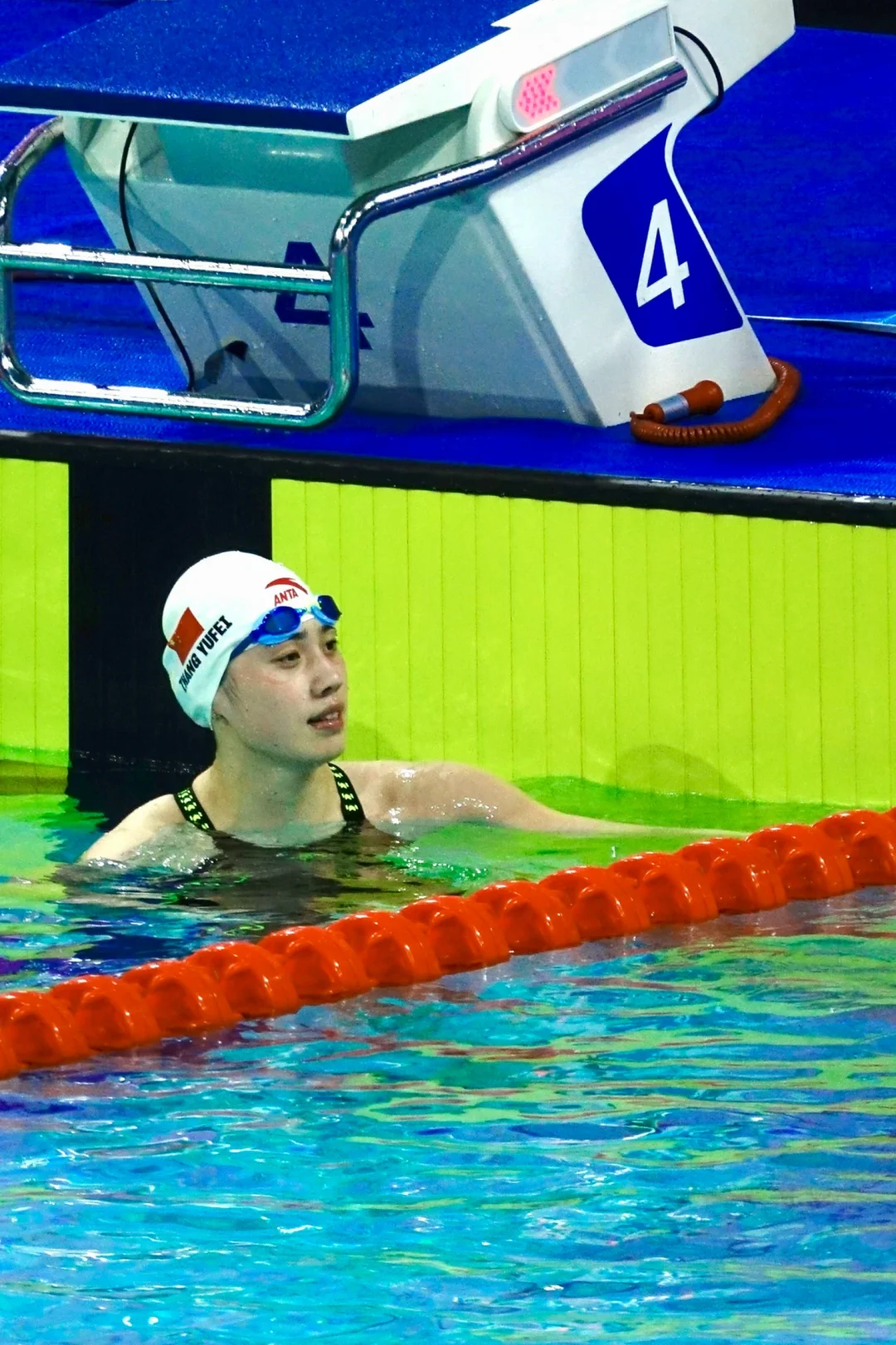 出水都美到不可置信🥲 张雨霏蝶泳夺冠