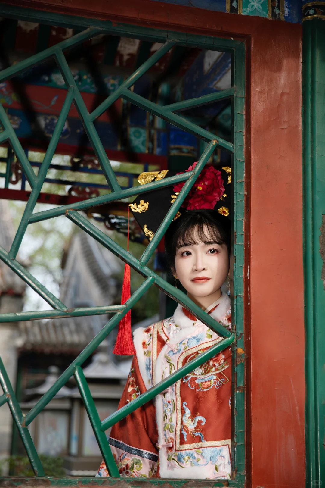 看遍了清宫写真‼️最终锁定正红旗装格格