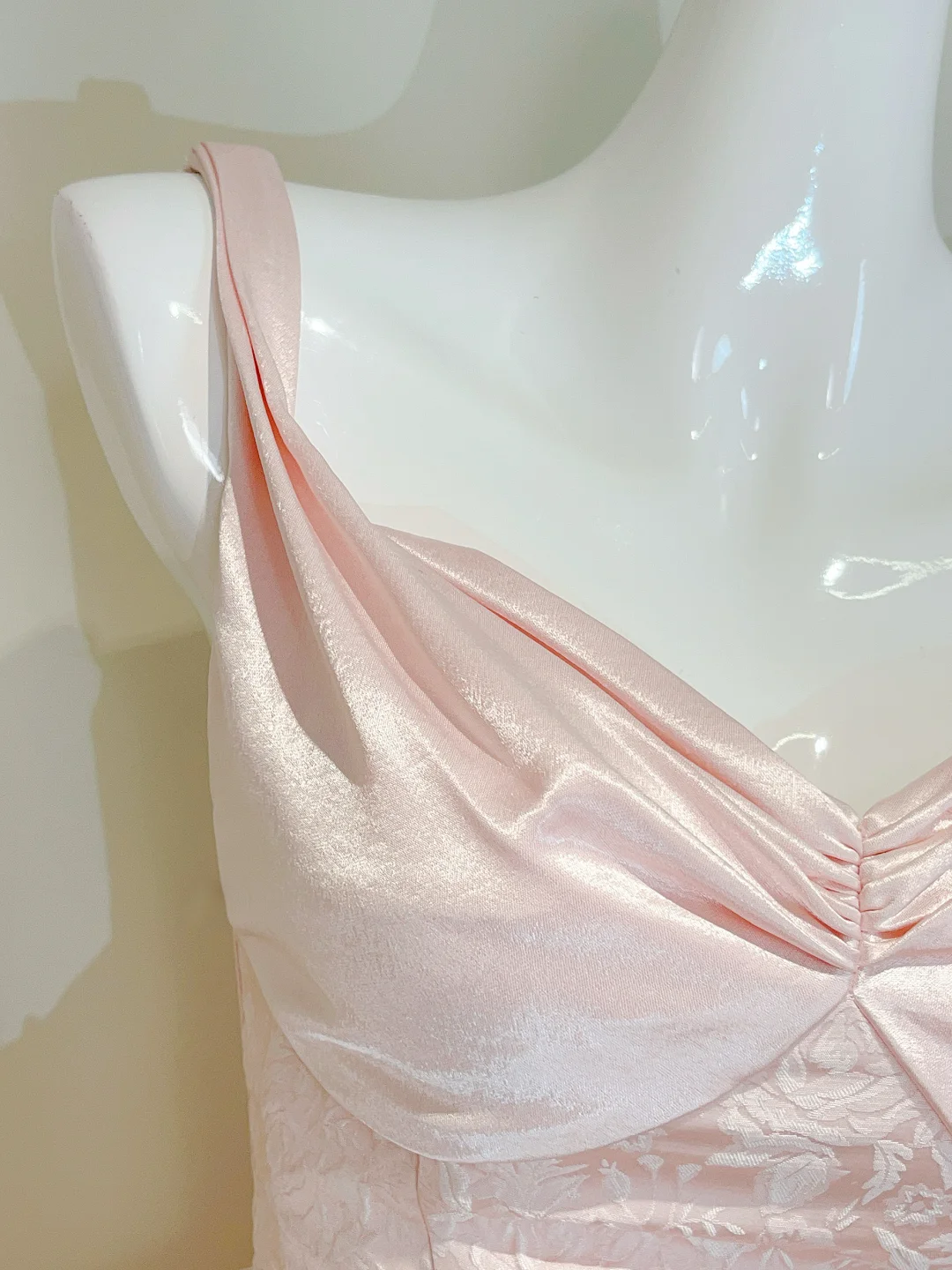 10.30 瑞拉的裙摆