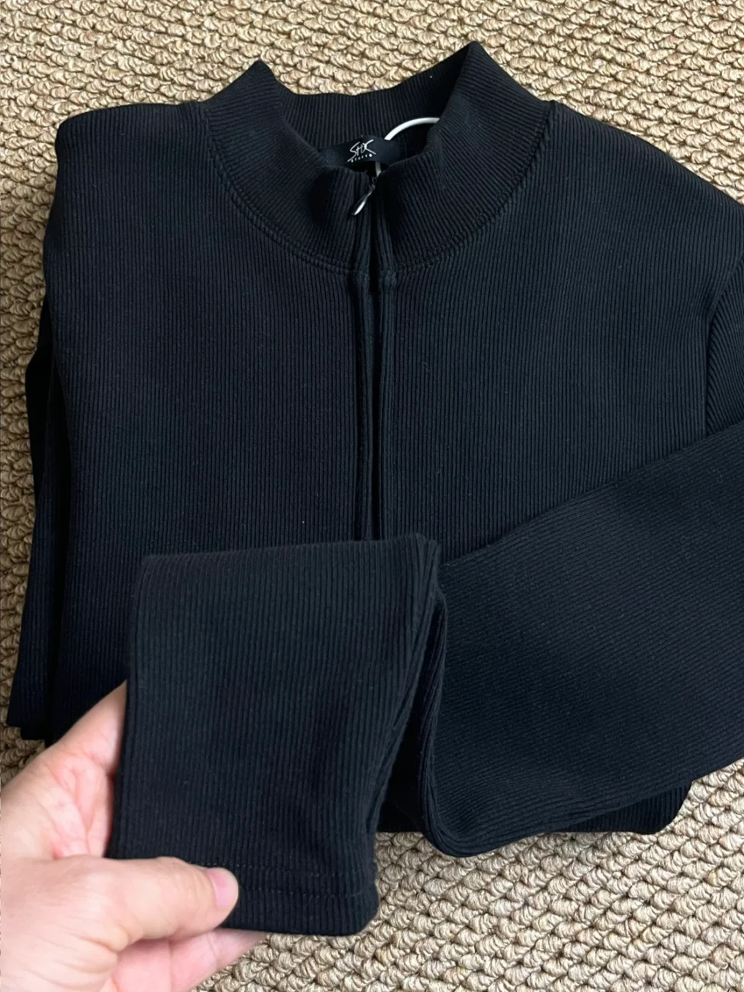 包臀裙➕长筒靴❗️巨显瘦百搭～